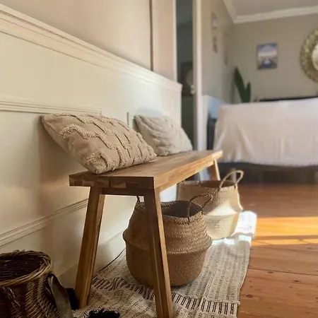 La Bellevue X Parking By Melrose