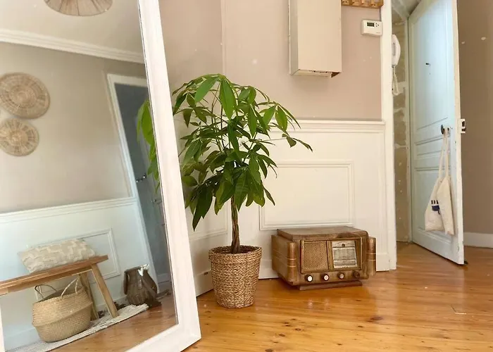 La Bellevue X Parking By Melrose * Bayeux