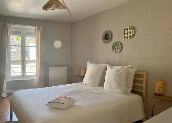 La Bellevue X Parking By Melrose * Bayeux