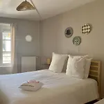 La Bellevue X Parking By Melrose * Bayeux