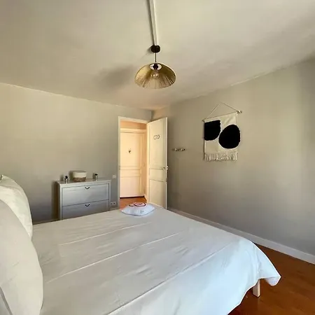 La Bellevue X Parking By Melrose דירה באיו