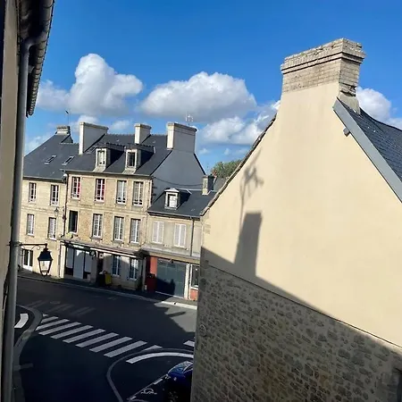 La Bellevue X Parking By Melrose *