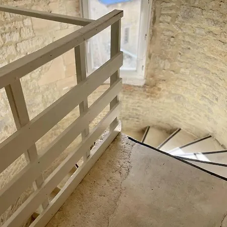 La Bellevue X Parking By Melrose דירה באיו