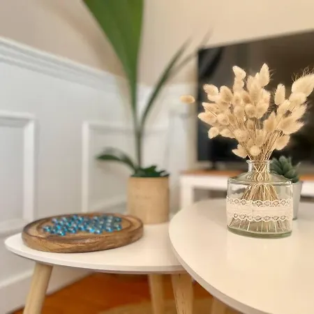 La Bellevue X Parking By Melrose * באיו