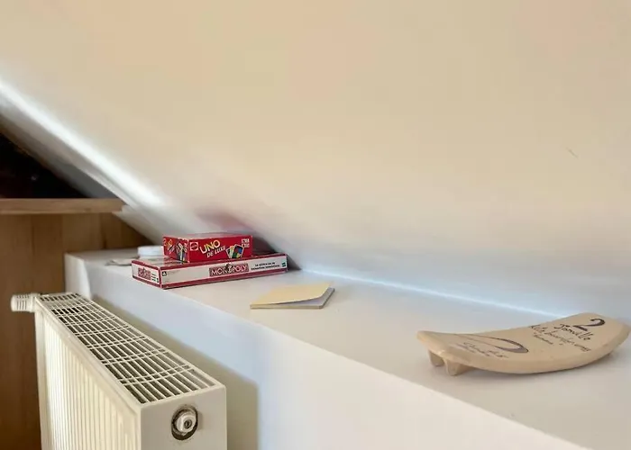 La Bellevue X Parking By Melrose Bayeux